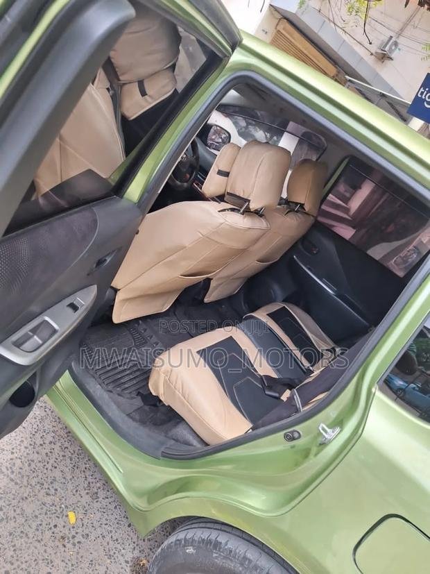 Toyota Ractis 2005 Green
