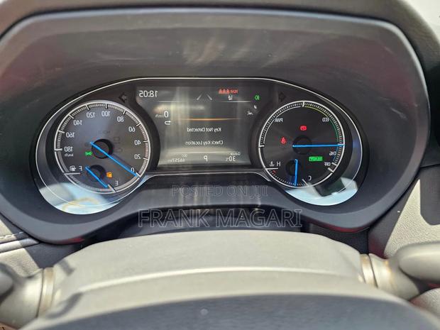 Toyota Harrier 2.5 Hybrid 2021 Black