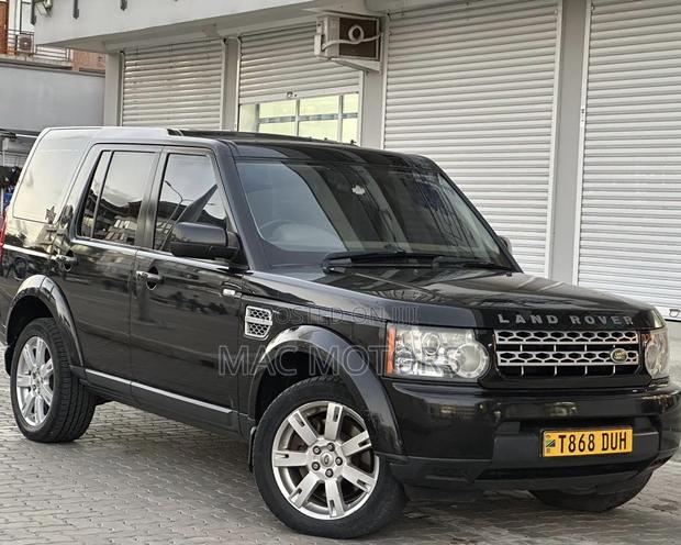 Land Rover Discovery 2010 Black