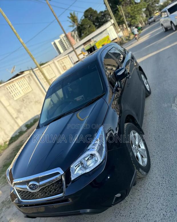 Subaru Forester 2014 Black
