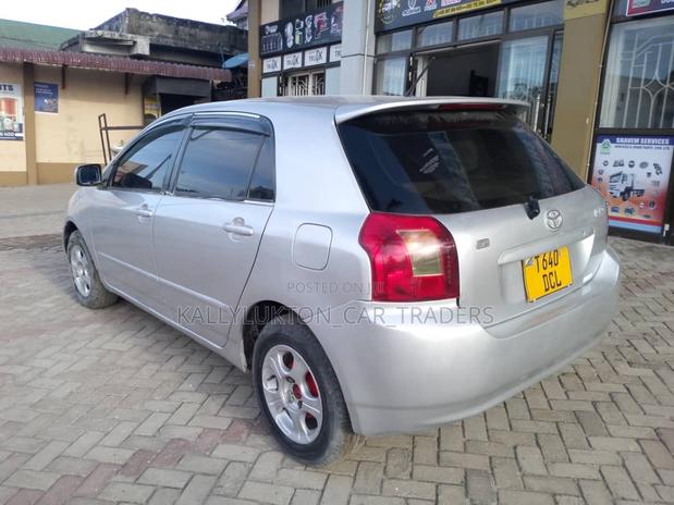 Toyota Allex 2005 Silver