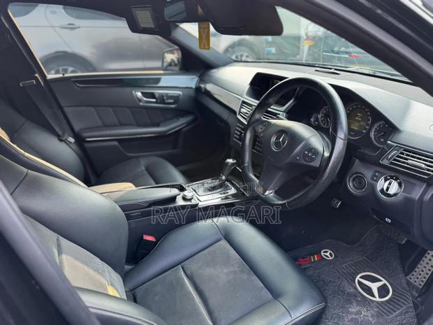 Mercedes-Benz E250 2010 Black