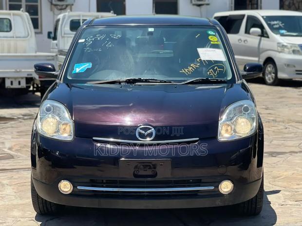 Mazda Verisa 2006 Purple
