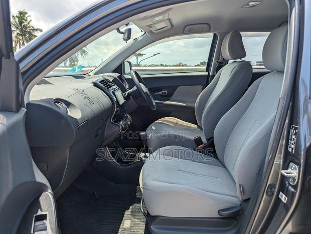 Toyota IST 2007 Gray