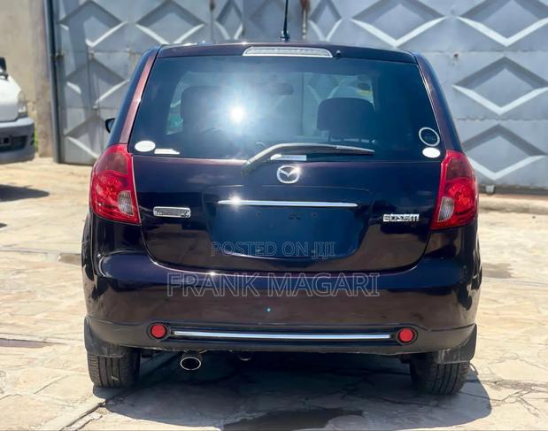 Mazda Verisa 2006 Purple