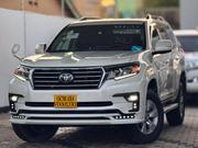 Toyota Land Cruiser Prado 2.8 2018 White for sale