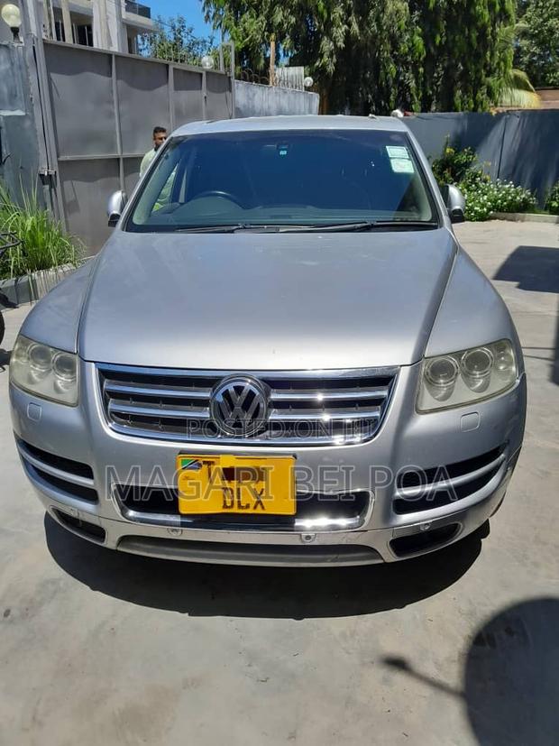 Volkswagen Touareg 2007 Silver