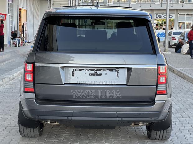 Land Rover Range Rover Vogue 2015 Gray