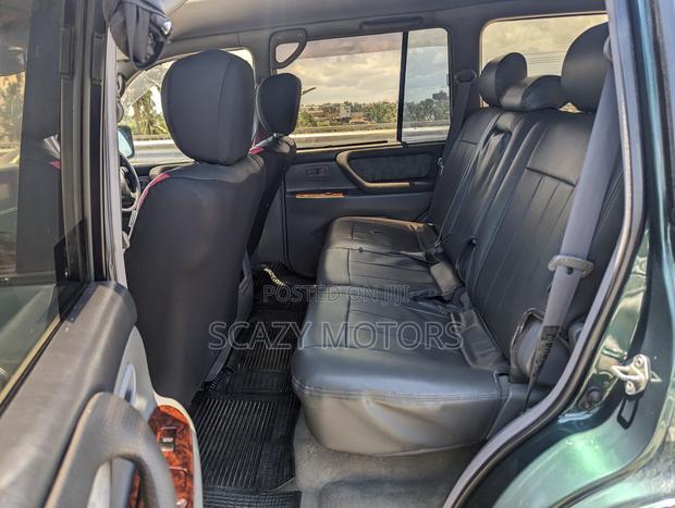 Toyota Land Cruiser Prado 2000 Green