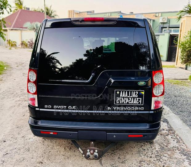 Land Rover Discovery 2010 Blue