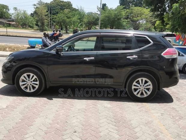 Nissan X-Trail 2.0 Petrol AWD 2014 Black