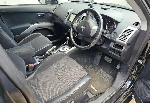 Mitsubishi Outlander 2006 Black