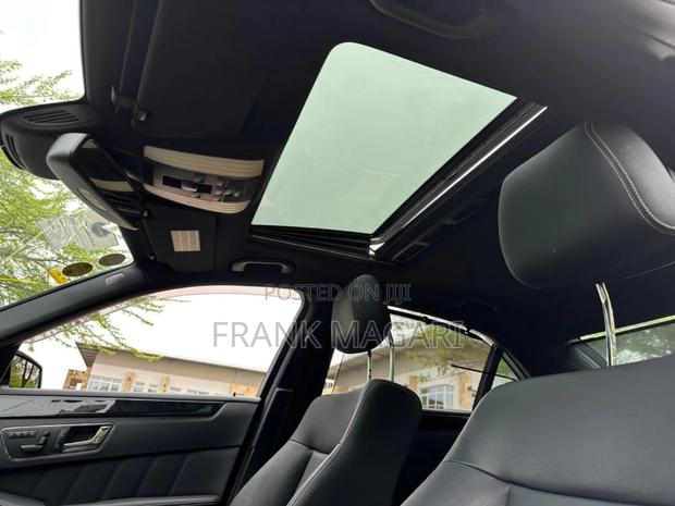 Mercedes-Benz E350 2011 Black