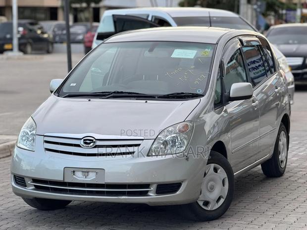Toyota Corolla Spacio 2005 Silver