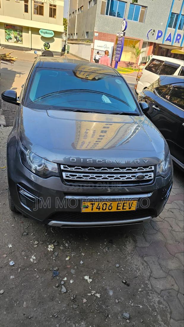 Land Rover Discovery 2016 Gray