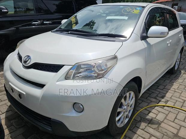 Toyota IST 2007 White