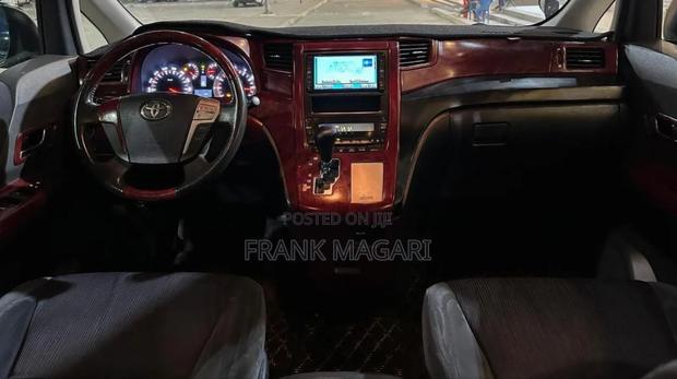 Toyota Vellfire 2009 Black