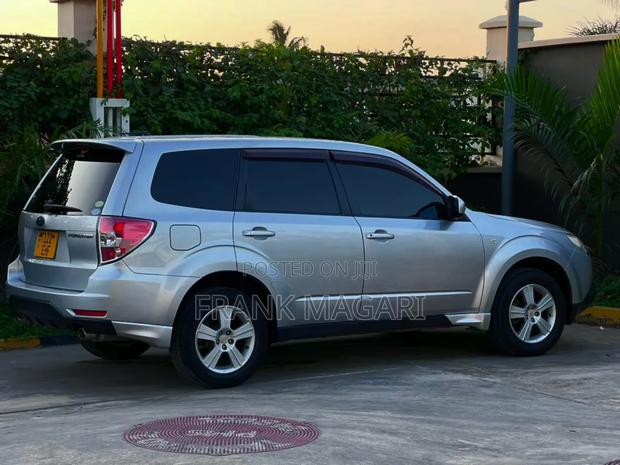 Subaru Forester 2009 Silver