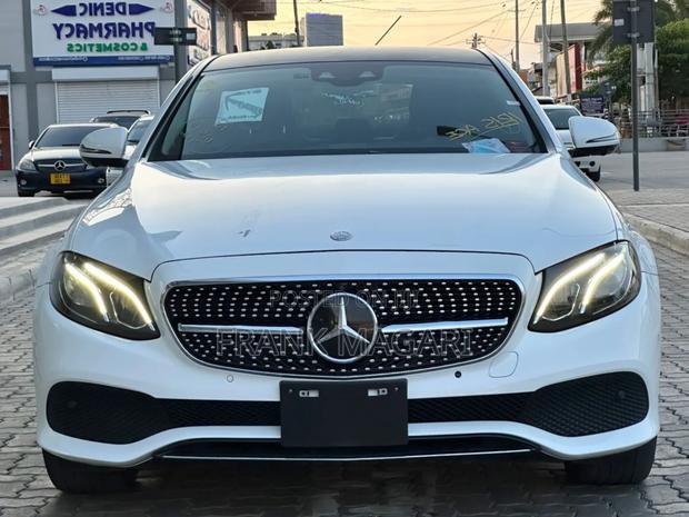 Mercedes-Benz E200 2016 White