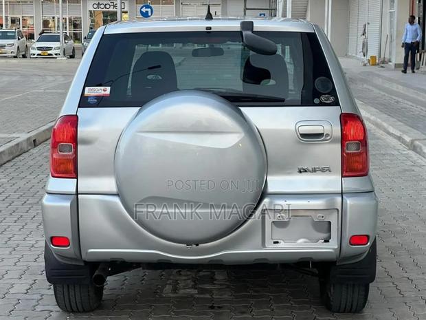 Toyota RAV4 Automatic 2003 Silver