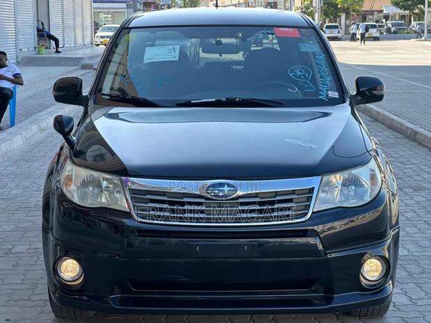 Subaru Forester 2011 Black