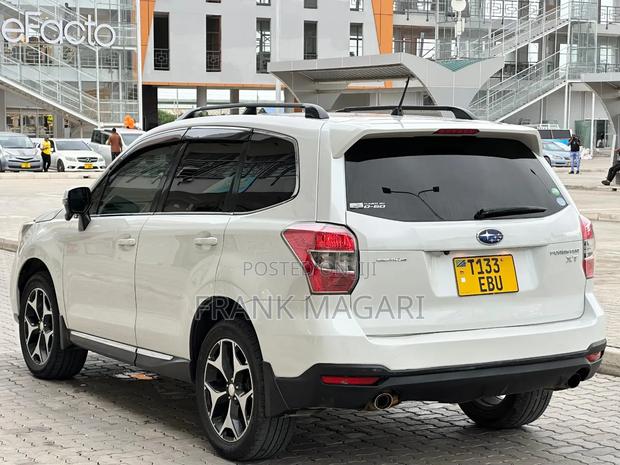 Subaru Forester 2013 White