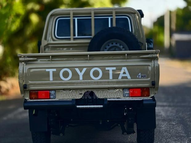 Toyota Land Cruiser 2023 Beige