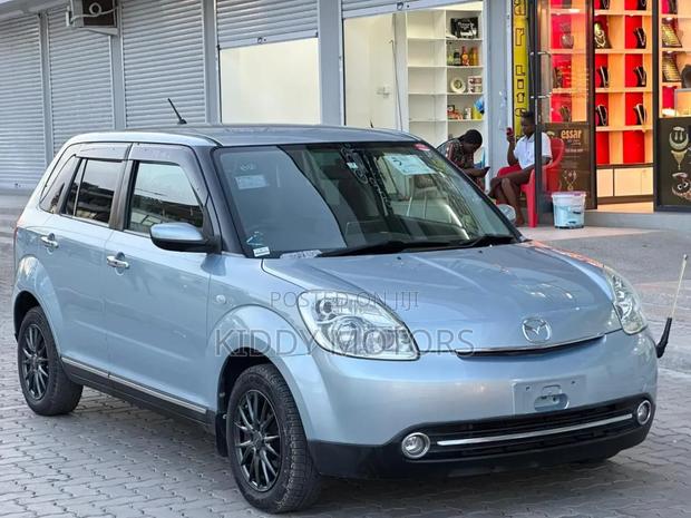 Mazda Verisa 2007