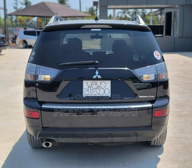 Mitsubishi Outlander 2006 Black