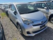Toyota Ractis 1.5 FWD 2011 Silver for sale