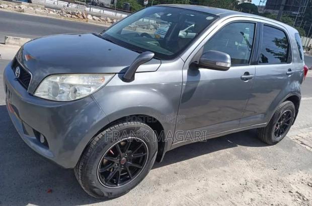 Toyota Rush 1.5 RWD 2007 Gray
