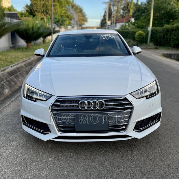 Audi A4 2.0T Premium AWD quattro 2017 White