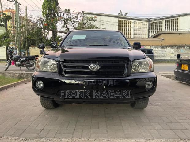 Toyota Kluger 2005 Black