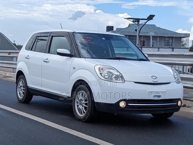 Mazda Verisa 2008 White