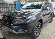 Toyota Fortuner 2016 Gray for sale