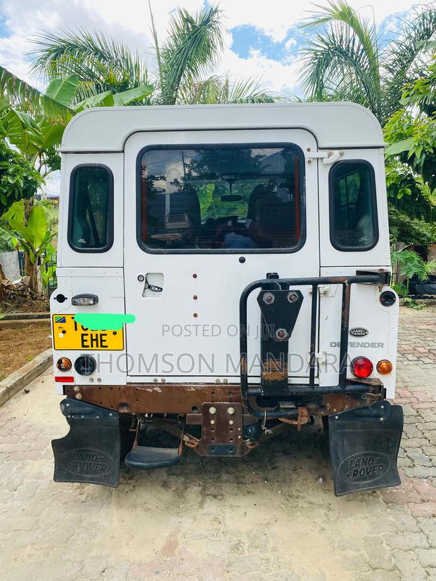 Land Rover Defender 2015