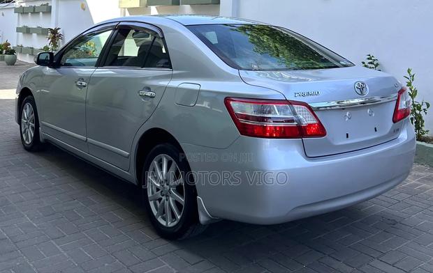 Toyota Premio 1.8 FWD 2010 Silver