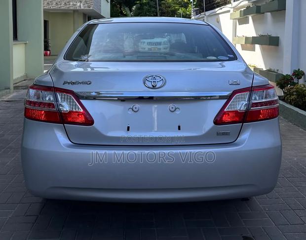 Toyota Premio 1.8 FWD 2010 Silver
