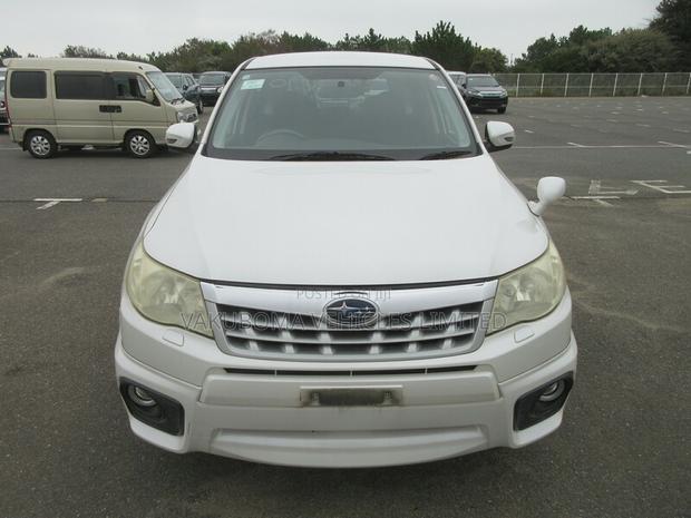 Subaru Forester 2010 Pearl