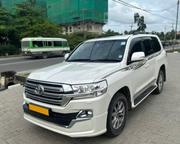 Toyota Land Cruiser 2017 White for sale