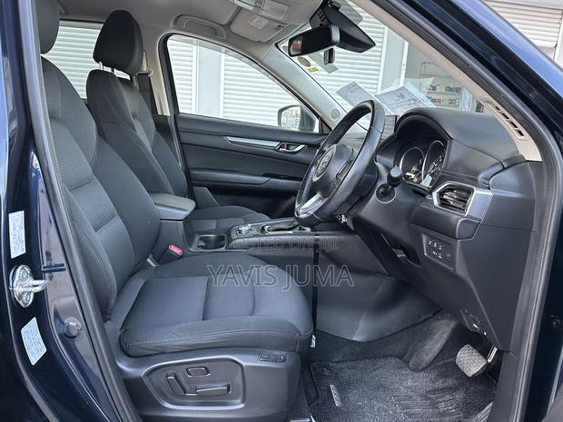 Mazda CX-5 2018 Blue