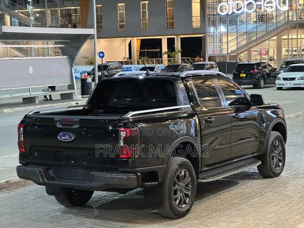Ford Ranger Wildtrak 2023 Matt Black