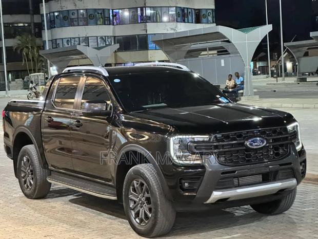 Ford Ranger Wildtrak 2023 Matt Black