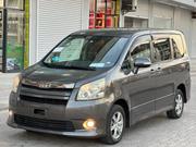 Toyota Noah 2008 Gray for sale