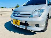 Toyota IST 2004 Silver for sale