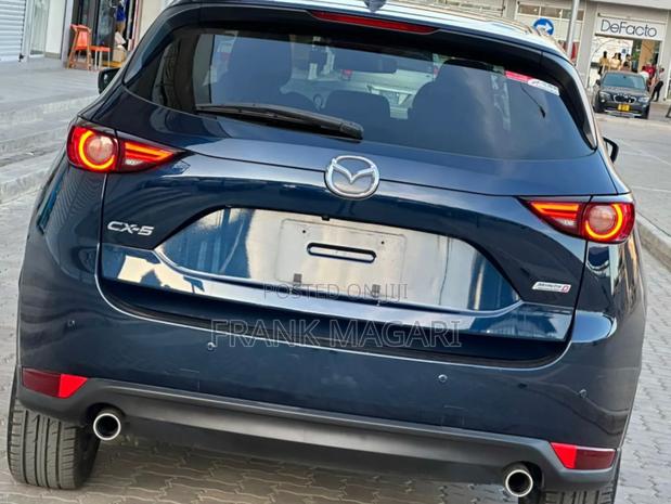 Mazda CX-5 2018 Blue