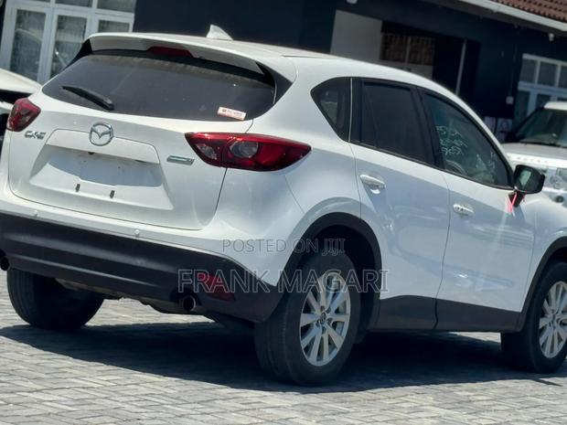 Mazda CX-5 2.2 Diesel FWD 2013 White