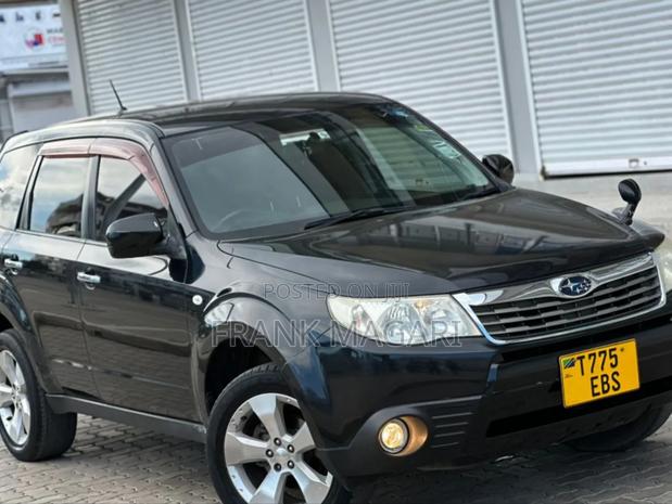 Subaru Forester 2010 Black