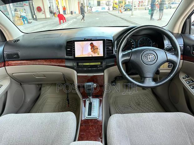 Toyota Premio 2004 Silver