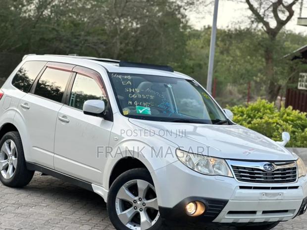Subaru Forester 2009 White